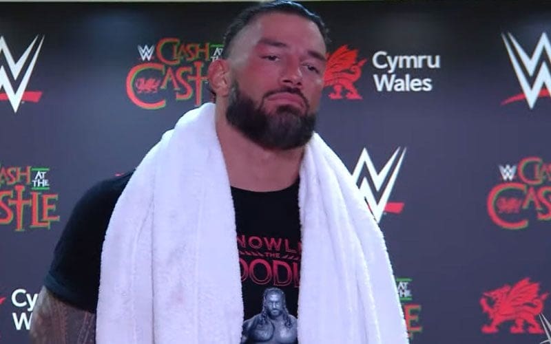Roman Reigns Trolls Reporters In Epic Fashion After WWE Clash At The Castle