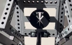 The Undertaker Flexes His New Home Gym Set-Up The Undertaker Flexes His New Home Gym Set-Up