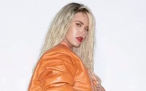 Lana Tries To Break The Internet With Bottomless Photo Drop Lana Tries To Break The Internet With Bottomless Photo Drop