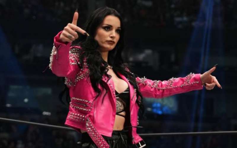 Saraya Trolls Hater Who Called Her A ‘Fat Cow’