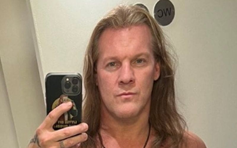 Chris Jericho Shows Off Shredded Abs In Thirsty 52nd Birthday Selfie Photo Drop