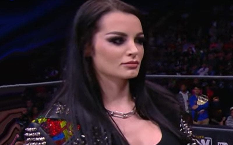 Saraya Won’t Let Opponents Attack Her From Behind In AEW