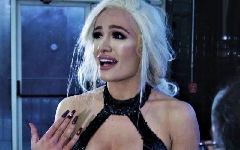 Fans Ejected For Throwing Drink At Scarlett Bordeaux During WWE Live Event