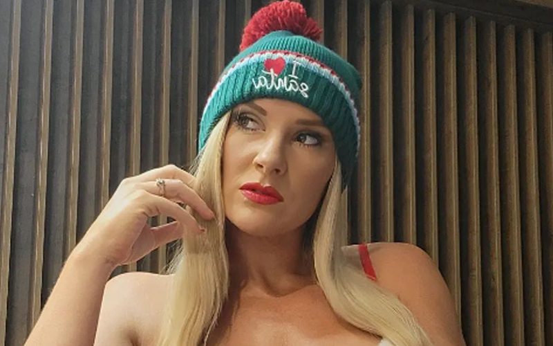 Lacey Evans Gets Festive In Naughty Santa Claus Outfit Photo Drop