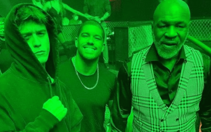 Hook Spotted Partying With Mike Tyson