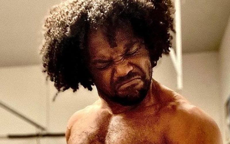 Xavier Woods Gets A Killer Bicep Workout In Gym Photo Drop