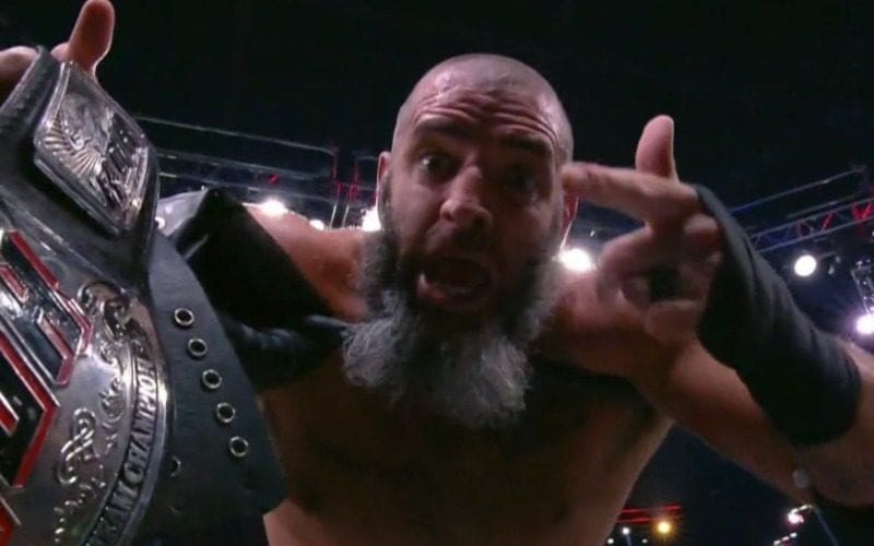Mark Briscoe Officially Signs With AEW