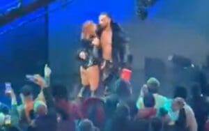 Becky Lynch & Seth Rollins Kiss In Front of Live Audience After WWE RAW Goes Off The Air Becky Lynch & Seth Rollins Kiss In Front of Live Audience After WWE RAW Goes Off The Air