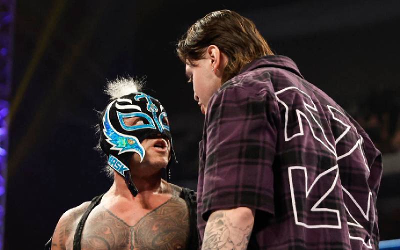 Rey Mysterio Dedicates WrestleMania Match Against Dominik Mysterio To All Dads With Terrible Kids