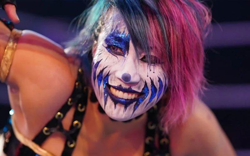 Asuka Blasts Troll For Mocking Her Ring Gear