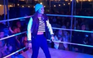 Lita Appears At Indie Wrestling Show To Say 'F*ck The Fans'