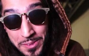 Mustafa Ali Crashes WWE Meet & Greet To Debut New Gimmick Mustafa Ali Crashes WWE Meet & Greet To Debut New Gimmick