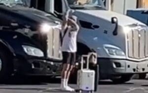 Dominik Mysterio Flips Off Fans Before WWE Live Event Dominik Mysterio Flips Off Fans Before WWE Live Event