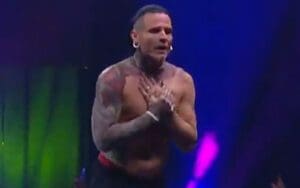 Jeff Hardy Still Recovering After Surgery Despite AEW Return Jeff Hardy Still Recovering After Surgery Despite AEW Return