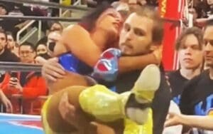 Booker T Expresses Lack of Surprise Over Mercedes Moné’ Injury in Match against AEW Star Booker T Expresses Lack of Surprise Over Mercedes Moné' Injury in Match against AEW Star