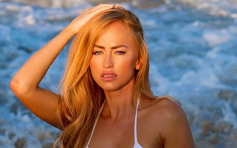 Summer Rae Is Loading Her Summer Bod With Yet Another Gorgeous Beach Photo