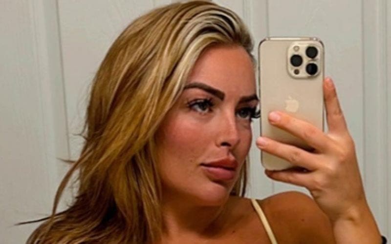 Mandy Rose’s ‘Sunday Funday’ VIP Page Delivers Stunning Visuals to Fans