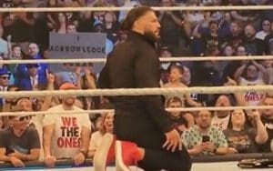Fans Mock Roman Reigns With Chants After SmackDown Fans Mock Roman Reigns With Chants After SmackDown