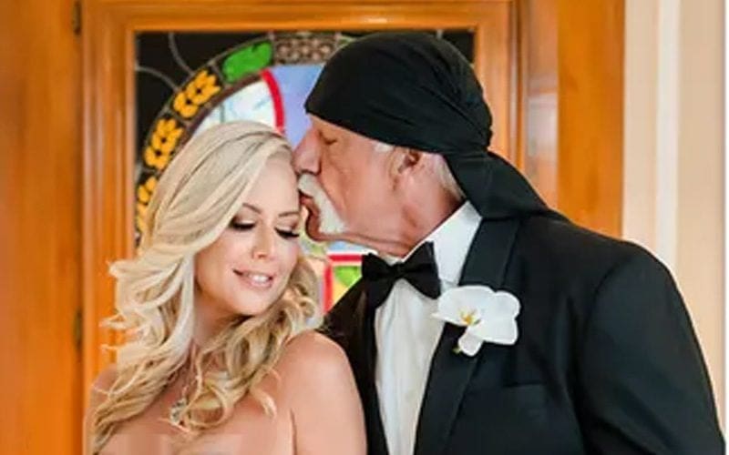 Hulk Hogan Marries Sky Daily In Private Ceremony