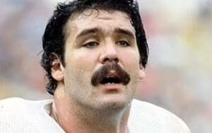 Retired NFL Player & Pro Wrestler Russ Francis Passes Away at 70