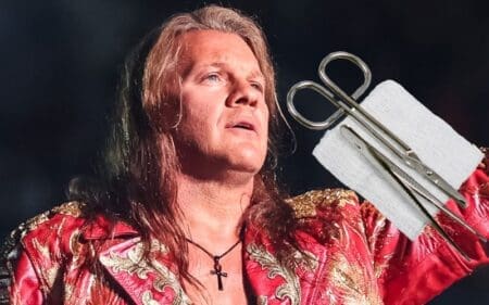 chris-jericho-removes-own-stitches-after-nasty-cut-at-aew-full-gear-28