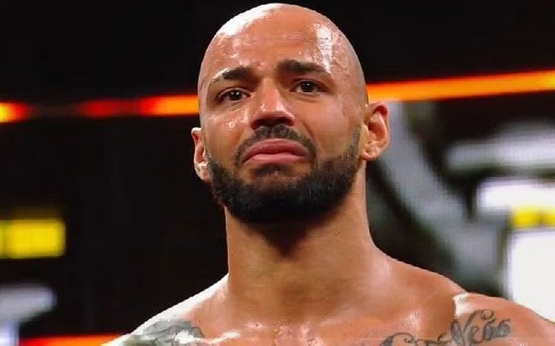 Ricochet Botched Match Finish On 11/6 WWE RAW After Suffering Possible Concussion