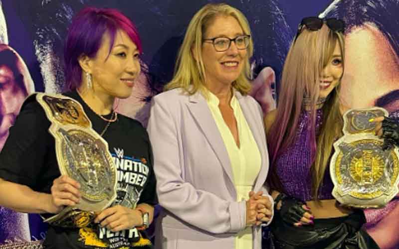 WWE Superstars Asuka and Kairi Sane Meet with Australian Tourism Minister in Perth
