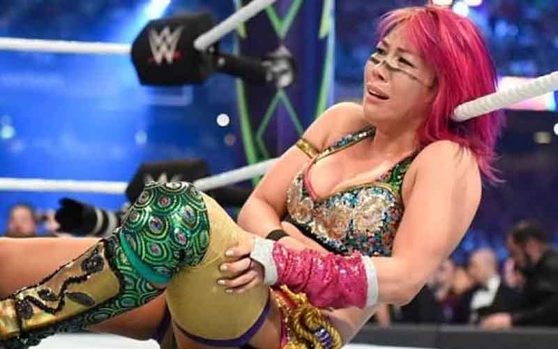 asuka-missing-from-wwe-live-events-amidst-suspected-injury-scare-50