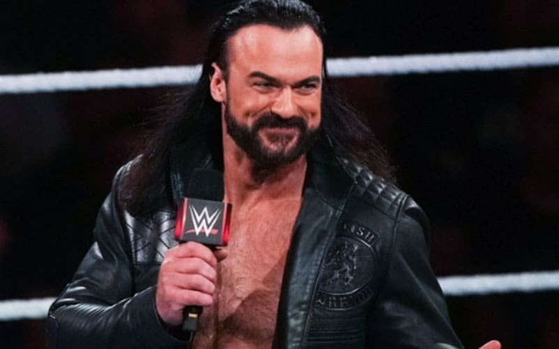 drew-mcintyre-urges-fans-to-unite-for-broken-dreams-at-wrestlemania-40-10