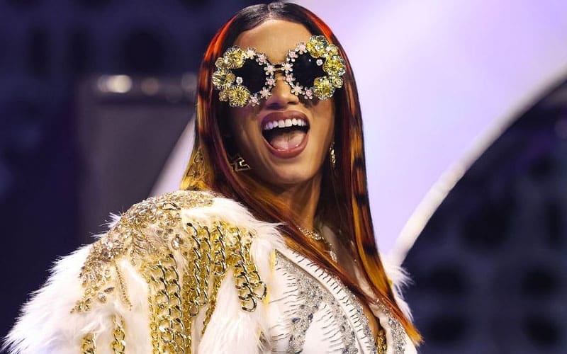 mercedes-mone-asks-fans-to-choose-her-first-aew-opponent-08
