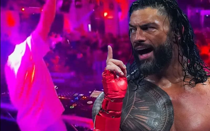 roman-reigns-acknowledges-dj-remixing-his-theme-song-at-nightclub-10