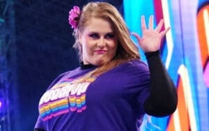 Piper Niven Reveals Sidelining Due to Broken Hand Piper Niven Reveals Sidelining Due to Broken Hand