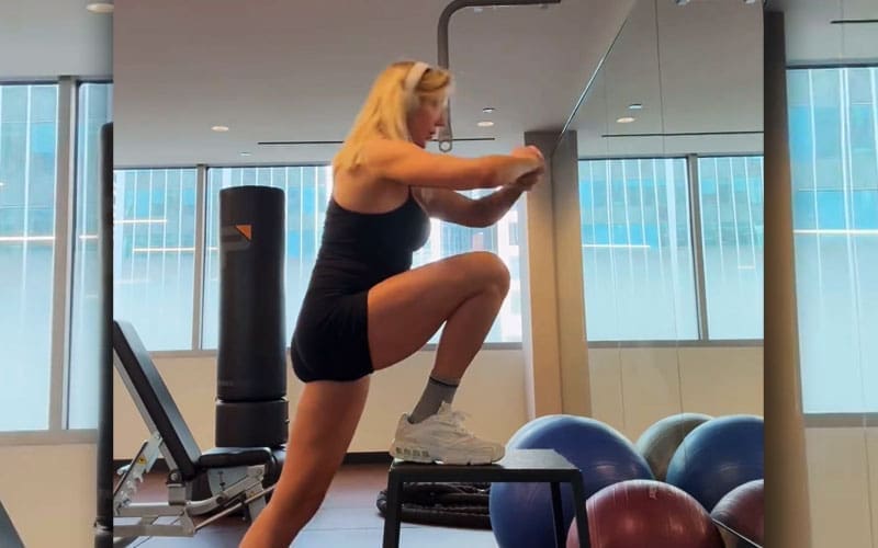 charlotte-flair-displays-progress-with-her-injured-knee-in-recent-workout-video-41