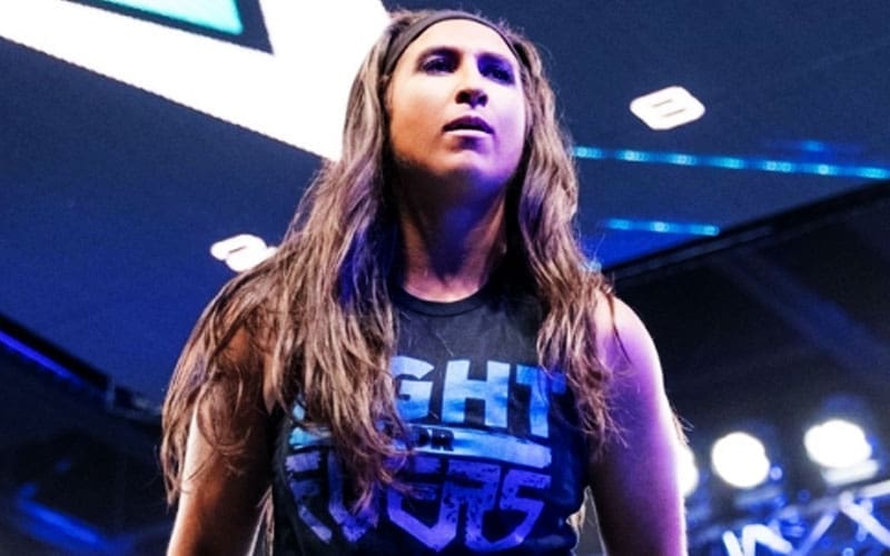 rachael-ellering-responds-to-fan-incident-at-roh-tapings-36