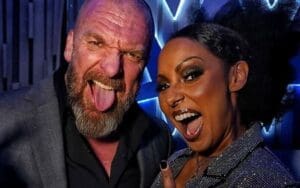 Triple H Reacts to Alicia Taylor’s 5/10 WWE SmackDown Debut Triple H Reacts to Alicia Taylor's 5/10 WWE SmackDown Debut