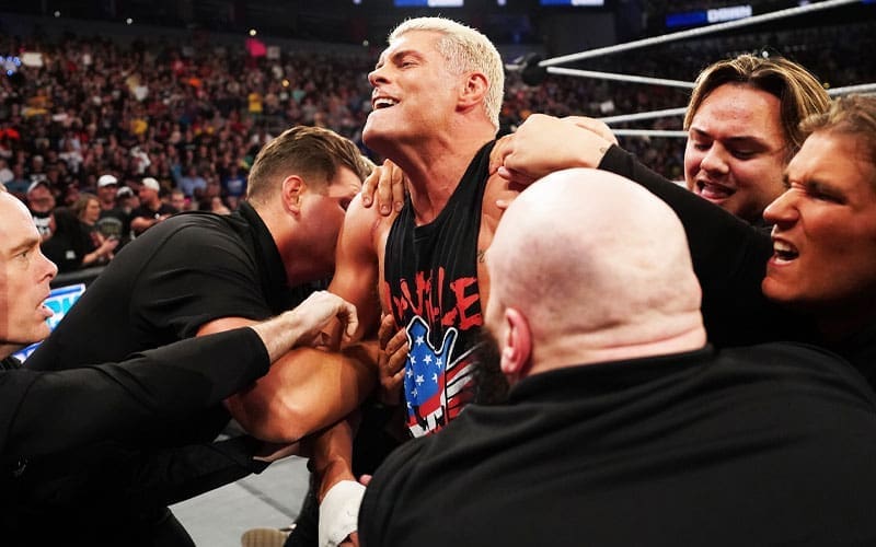 identities-of-security-guards-on-67-wwe-smackdown-unveiled-02
