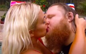 otis-reaction-to-mandy-roses-admission-about-their-kissing-on-wwe-television-15