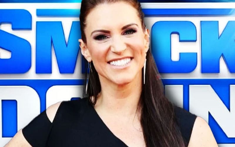 stephanie-mcmahon-spotted-at-628-wwe-smackdown-in-madison-square-garden-38