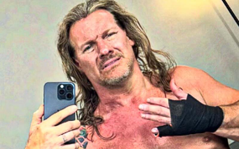 chris-jericho-shows-battle-scars-from-multiple-chops-during-724-aew-blood-and-guts-32