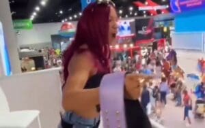 Footage Captures Mercedes Mone Telling Fan to Shut Up Over ‘DMD’ Chants Footage Captures Mercedes Mone Telling Fan to Shut Up Over 'DMD' Chants