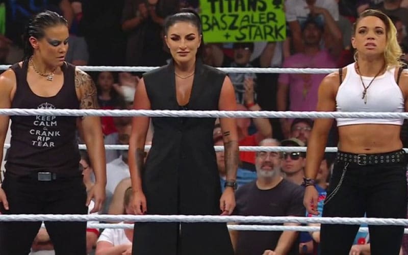 new-womens-stable-debuts-during-78-wwe-raw-12