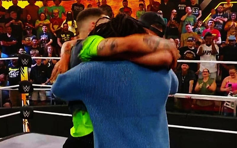 wes-lee-reunites-with-the-rascalz-during-79-wwe-nxt-46