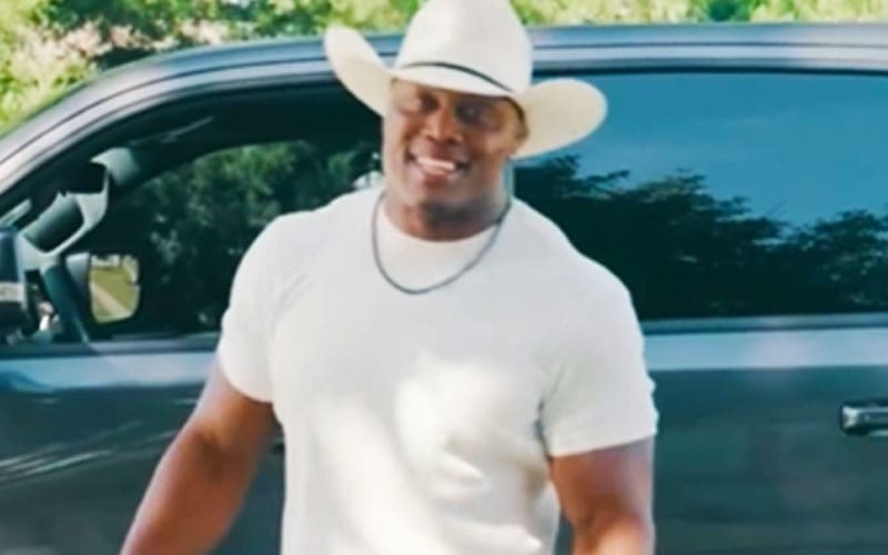 bobby-lashley-announces-his-move-to-texas-after-wwe-exit-33