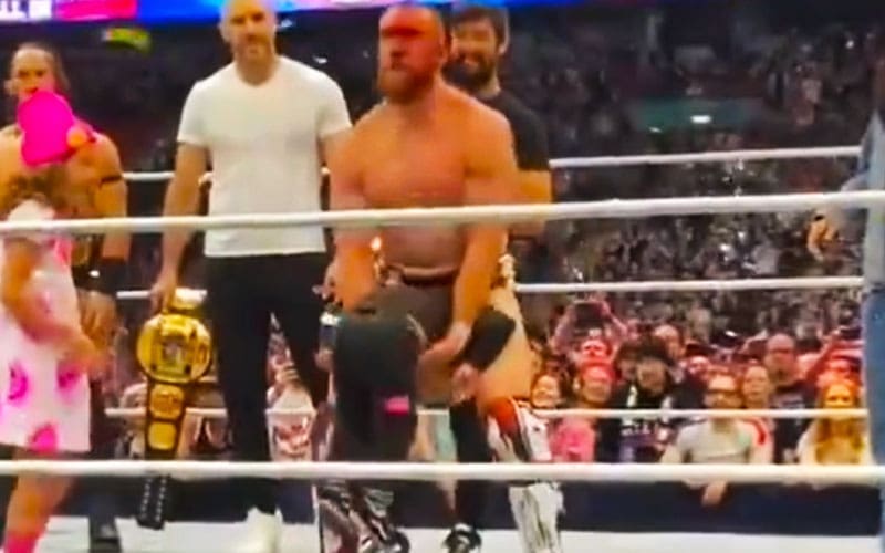 bryan-danielson-caught-on-video-trying-tiger-driver-on-son-after-aew-all-in-16