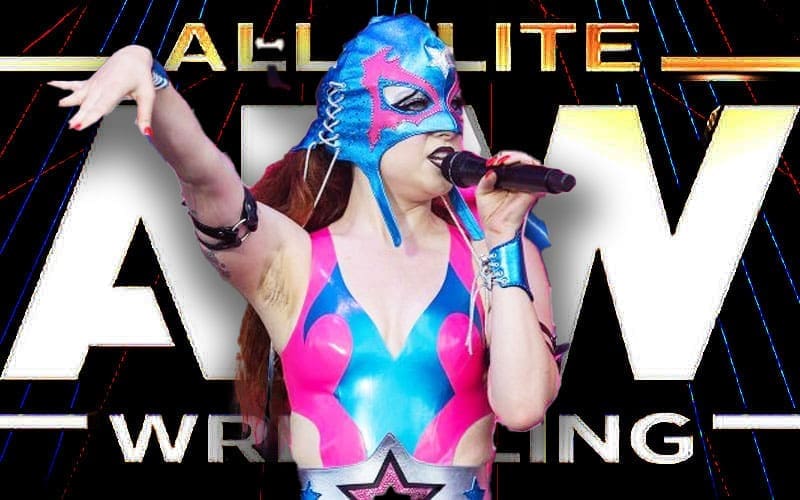 chappell-roan-invited-to-aew-event-after-sporting-lucha-libre-gear-at-lollapalooza-39