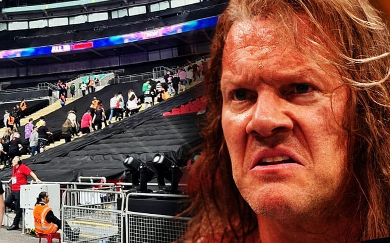 fans-opt-for-bathroom-breaks-during-chris-jerichos-aew-all-in-2024-match-03