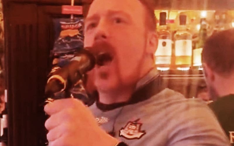 pat-mcafee-surprises-dublin-crowd-with-free-drinks-as-sheamus-takes-over-bar-duties-17