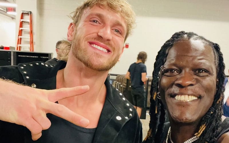 r-truth-confuses-logan-paul-with-jake-paul-backstage-at-wwe-summerslam-17