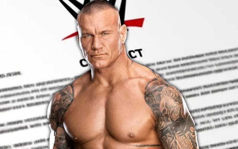 randy-orton-believed-to-have-committed-to-new-wwe-deal-40