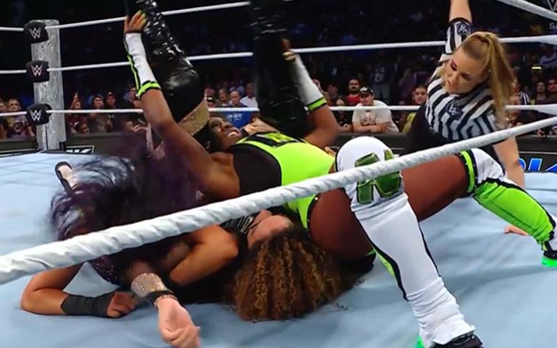 Bayley & Naomi Score Double Pinfall on Nia Jax on 9/20 WWE SmackDown